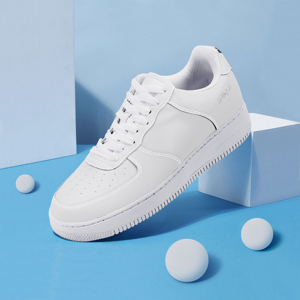 Tbourida Sneakers White